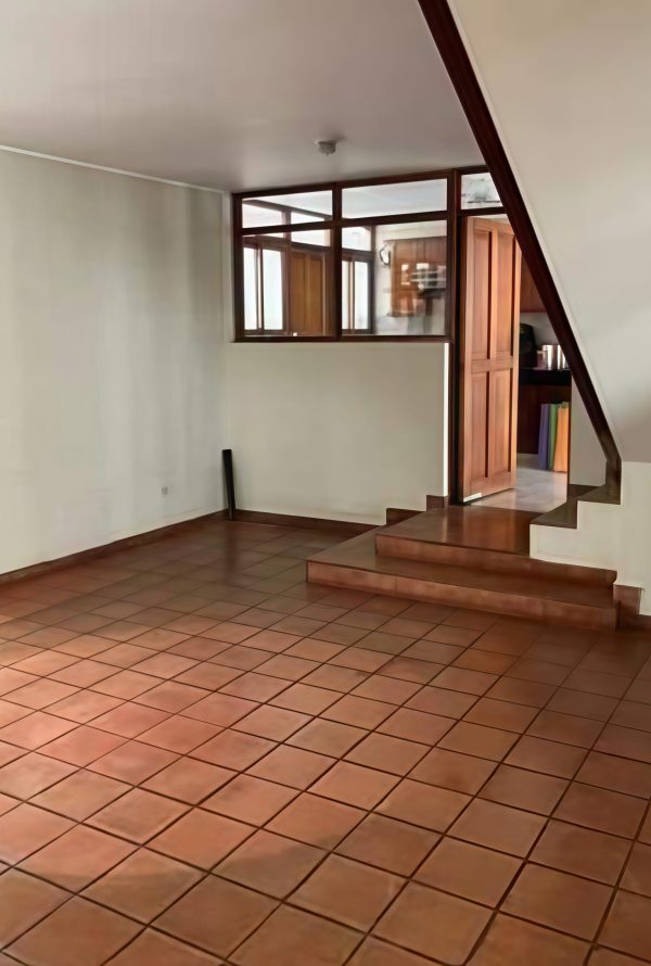 Airbrush-Image-Enhancer-1759430004167